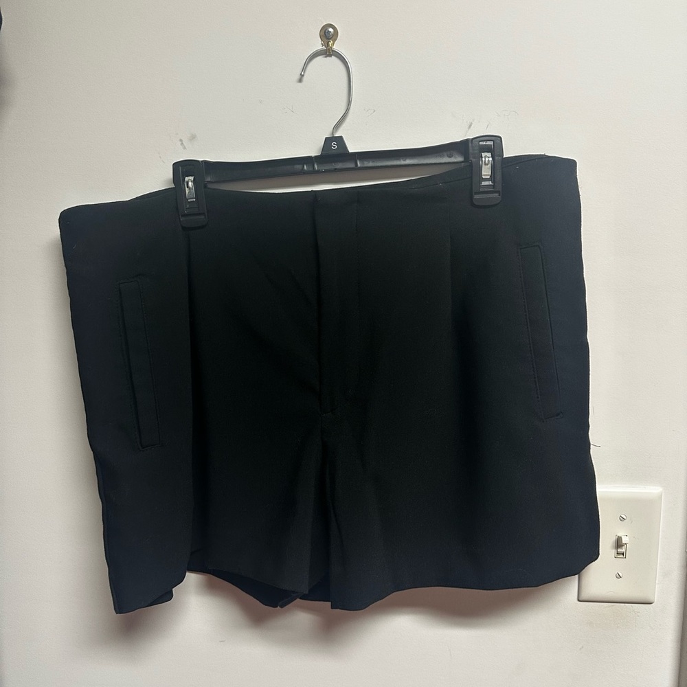 A New Day Women's Black Tailored Shorts